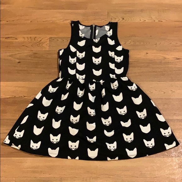 Dresses & Skirts - Cat print dress